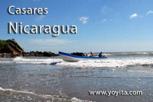 Pêcheurs à la plage de Casares, Nicaragua