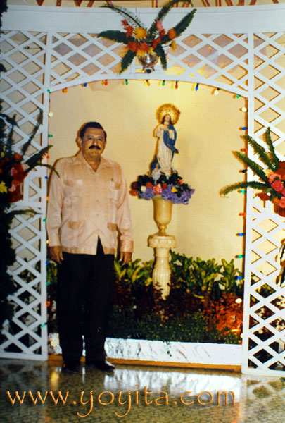 Purisima de la familia Sanchez Zeledon altar Purisima La Griteria 7 de Diciembre