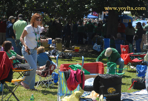 Southerners enjoy Saint Patricks Day Parade in Jackson MS 