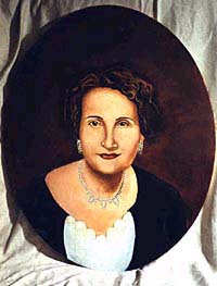 � Dr. Gloria  M. Norris "Yoyita"